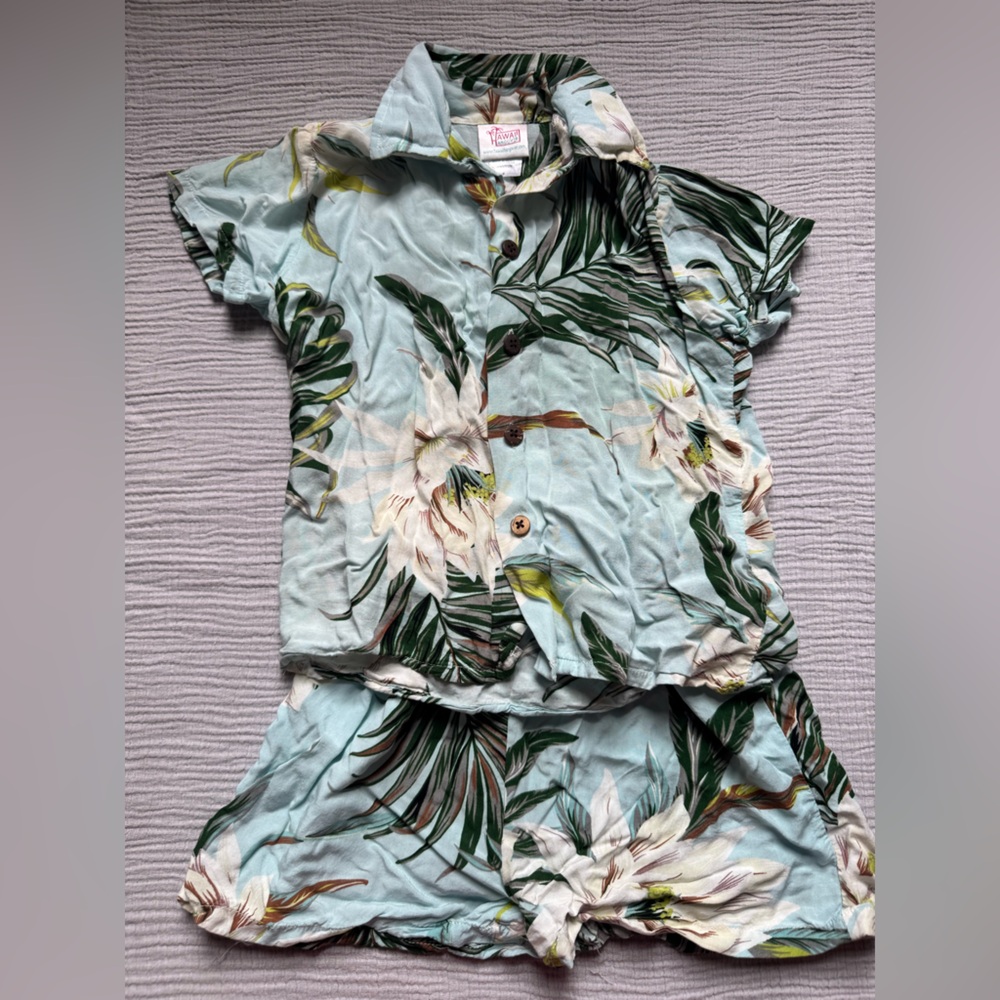 Avanti Green Ruffled Set with Peter Pan Collar